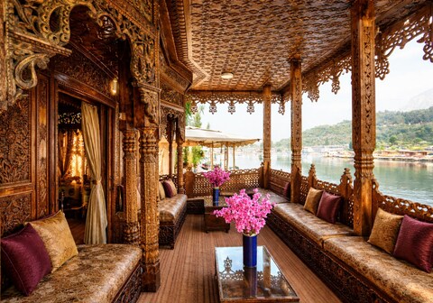 Royal Hareem Group of Houseboats