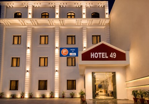 Hotel 49