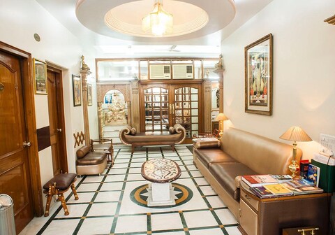 Bajaj Indian Home Stay