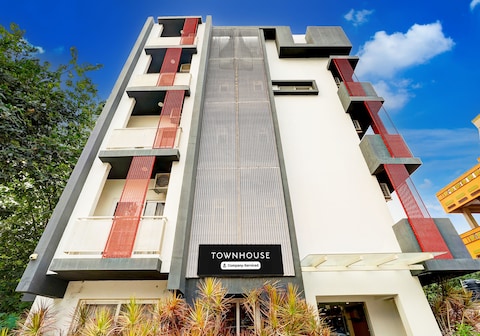 Super Townhouse Hebbal Bhadrappa Layout