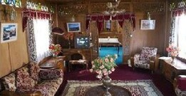 HouseBoat Mughal House, Srinagar HouseBoat Mughal House, Srinagar
