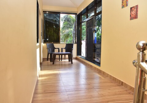 Whispering Palms Homestay