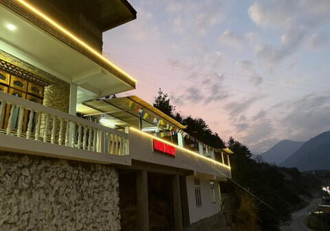 Divine Homestay Dirang