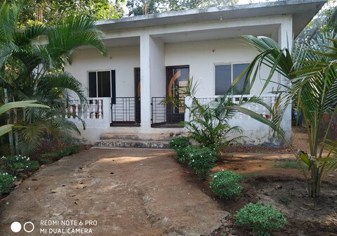 Devesh Villa and Guesthouse