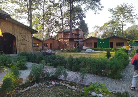 Effusion Cottages and Camping