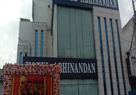 Hotel Abhinandan