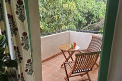 Loft Style Duplex w Forest View - The Open House, Goa Loft Style Duplex w Forest View - The Open House, Goa