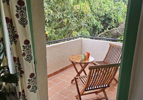 Loft Style Duplex w Forest View - The Open House