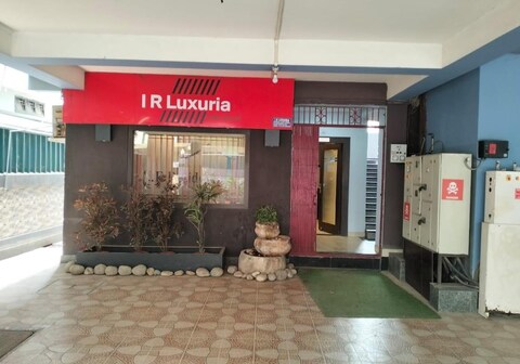 IR Luxuria