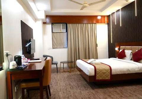 The Altruist Business Hotel (NM-1