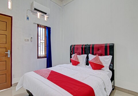 Hotel O Lestari Baru Syariah Near SMA Negeri 1 Salo