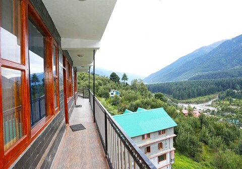 Hotel O Mahadev Cottage