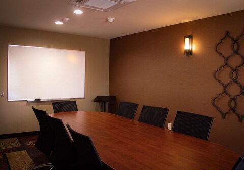 BEST WESTERN PLUS ARROWHEAD