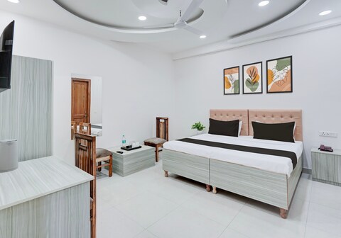 Townhouse Sector 135 Noida