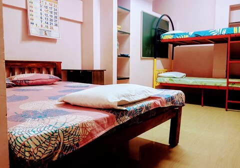 EZRA Homes - Homestay