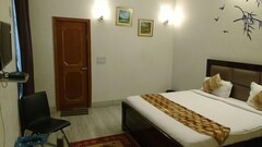 Celeste Residency, Greater Noida (Deluxe Room I), Delhi Celeste Residency, Greater Noida (Deluxe Room I), Delhi