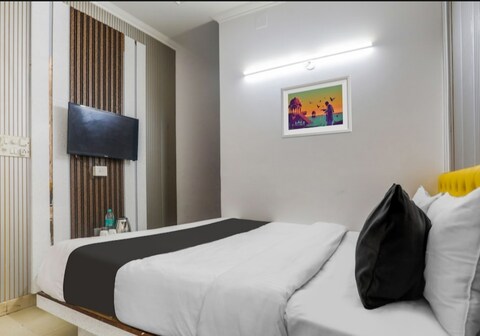 Hotel Anchal Deluxe @ New Delhi Railway Station