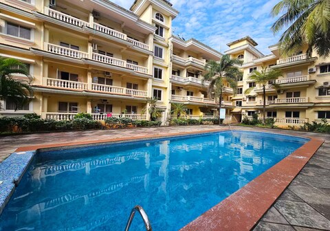 Palm Drift Your Peaceful Pool Pad