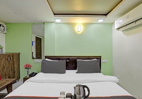 Hotel O Royal