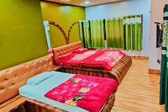 Saad Lodging, Chikhli, Maharashtra Saad Lodging, Chikhli, Maharashtra