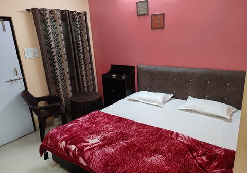 hotel Shri Radha krishna Palace