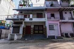 Jaypore House (Bed & Breakfast), Delhi Jaypore House (Bed & Breakfast), Delhi
