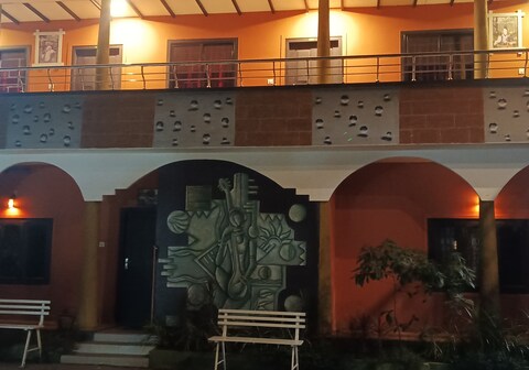 Jungle Valley Resort