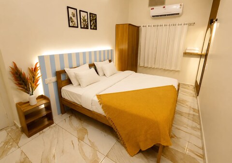 Saffron 3BHK by Mango Tree