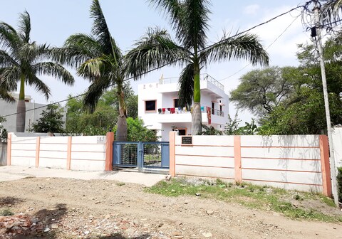 Sukhsantosh Farmhouse Jamburdihapsi