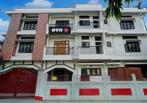 SPOT ON by OYO Sanskrit Guest House