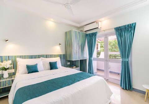 Blissful 1 Bedroom apartment, 5 min to the beach