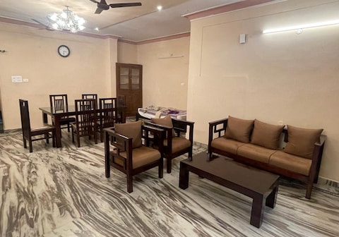 Visitors Lounge by MMG - 2BHK Ground Floor