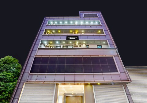 Super Townhouse Sector 9 Gurgaon