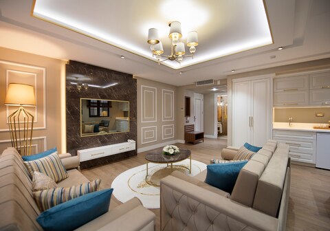 Elysium Green Suites