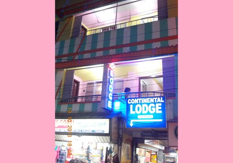 Hotel Continental ( Airport Gate 2)