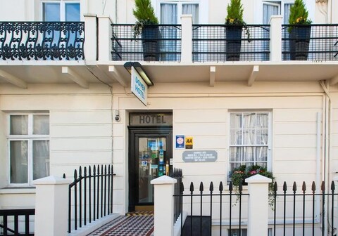 Dover Hotel London