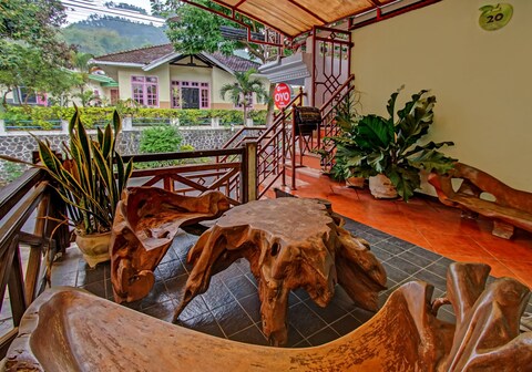 Hotel O Villa Papada