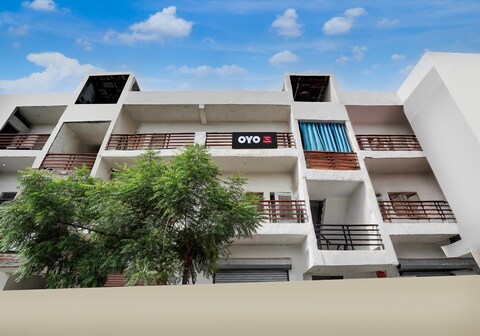 SPOT ON Taj Proprity