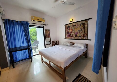 The Coastline Stays Arambol