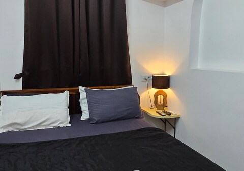 The Sea Shelter Garden