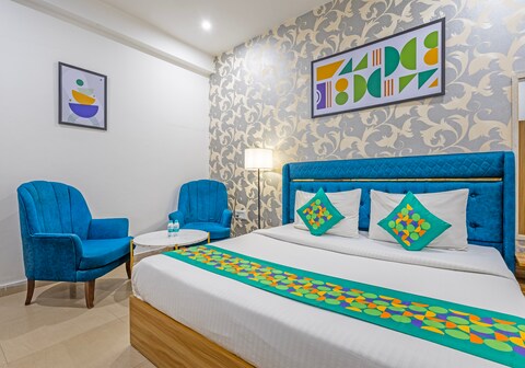 Treebo Noida Business Suites