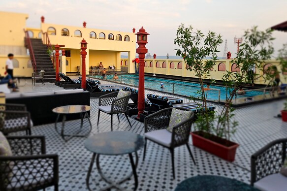 Hotel Arco Palace