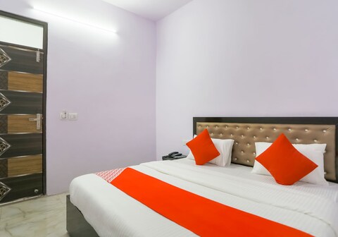 Hotel O D.C GUEST HOUSE