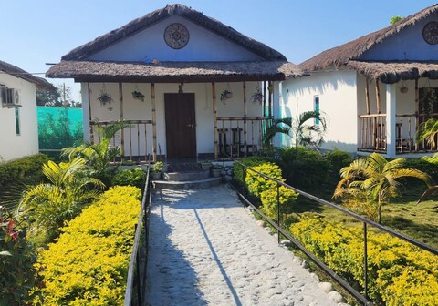 Falcon Jungle Resort