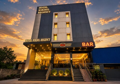 Hotel Nikhil Regency