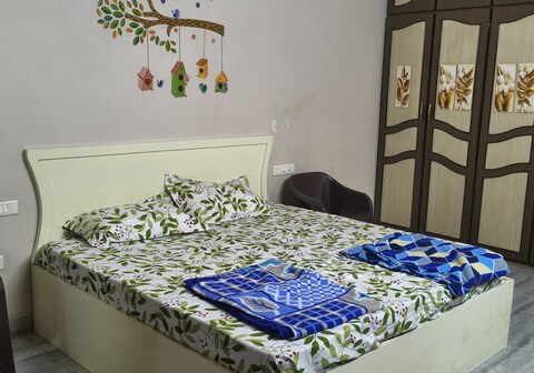NR Home Stay