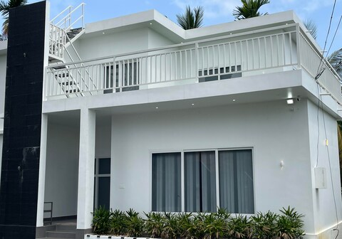 HILLCRESTINN WAYANAD