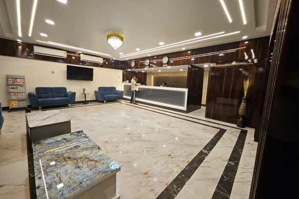 HOTEL MAA LAXMI PALACE
