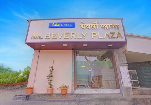 FabHotel Beverly Plaza