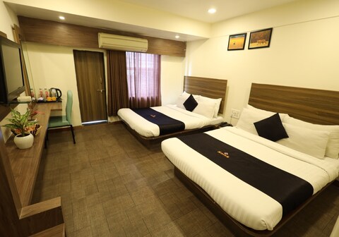 Saish Hotel